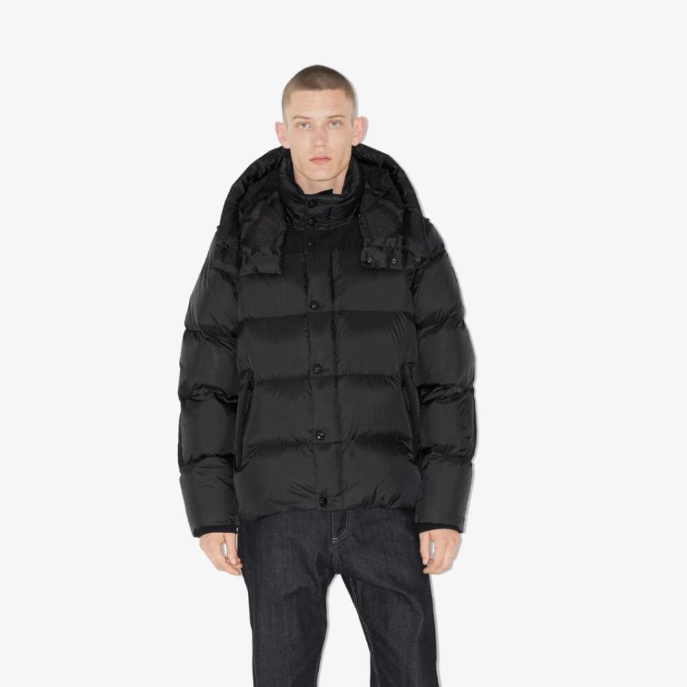 Burberry Down Black Puffer Coat w/ Detachable Sleeves - Men's Large (NWOT) - Picture 7 of 7